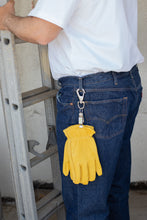 Load image into Gallery viewer, Steel Glove Clip: Nickel
